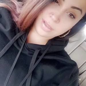 Meet your Posher, Karra